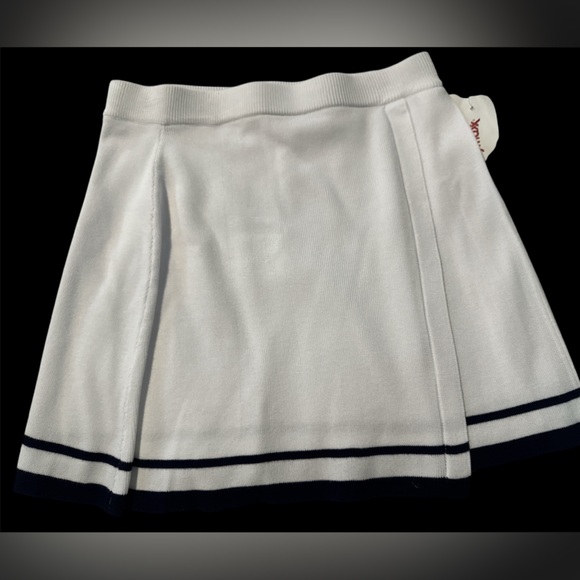 Freshman Dresses & Skirts - NWT White Skirt with Navy Stripes size m